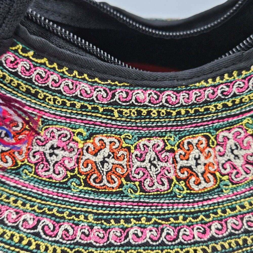 Colorful Embroidered Boho Handbag With Zipper & Dual Handles - Picture 3 of 8
